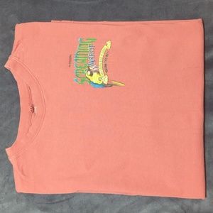 Newport Blue Beach Side Screaming Parrot Tee